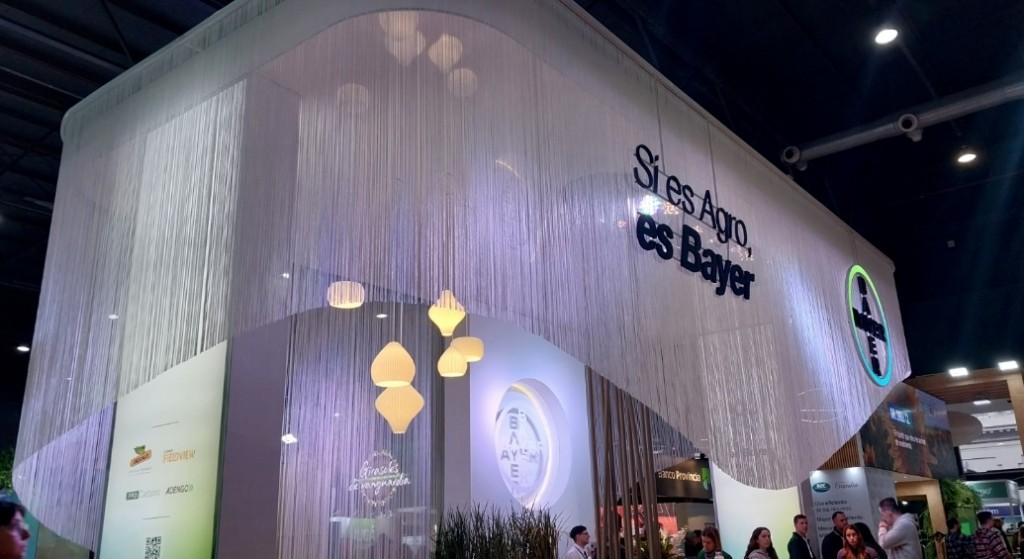 Bayer pisa fuerte en Aapresid con genética, tecnología y un modelo regenerativo
