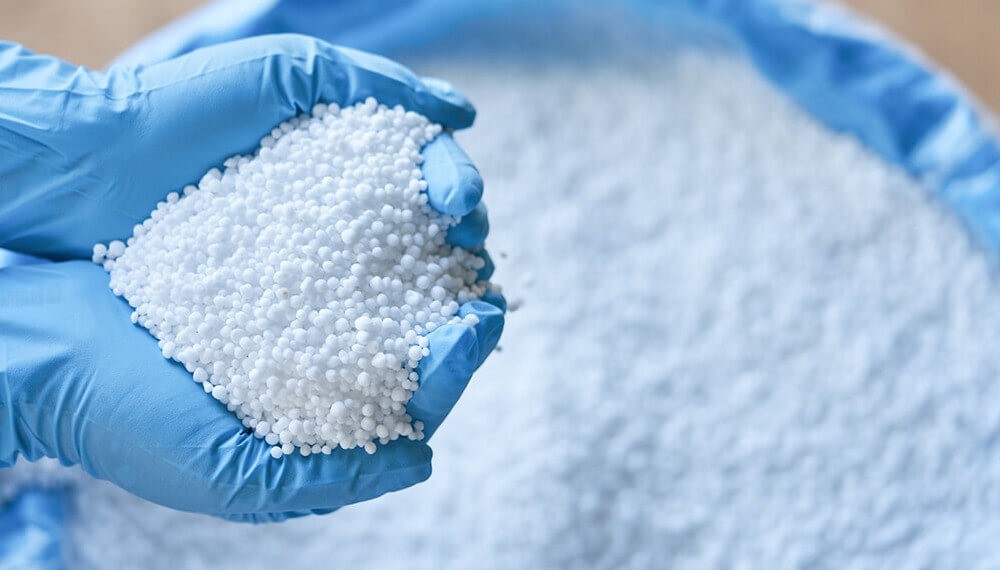 Las lluvias ayudan a la aplicación de fertilizantes.